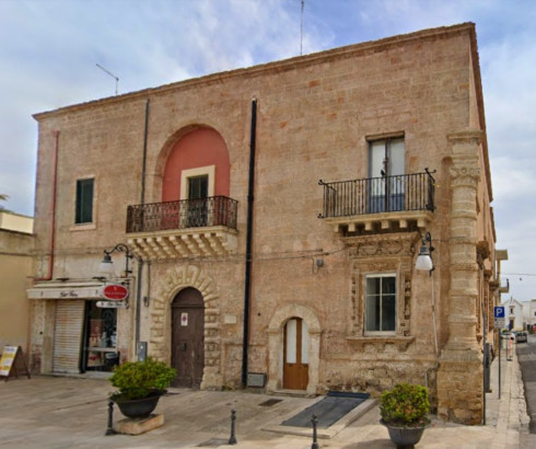Palazzo Cacciatore